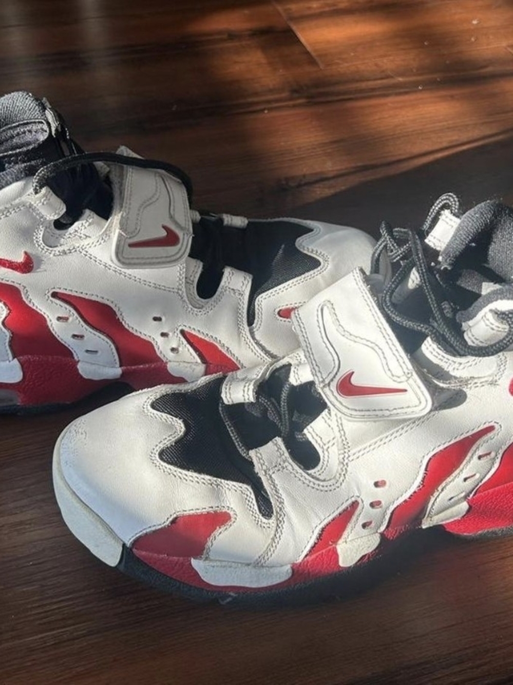 NIKE AIR DT MAX 96 "VARSITY RED"